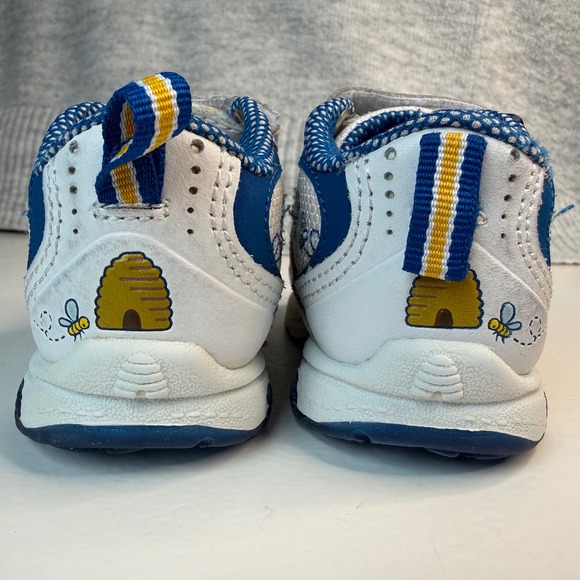 Kids Winnie the Pooh Size 3 Smartfit White Blue Velcro Sneakers Vintage 90s - Picture 9 of 15